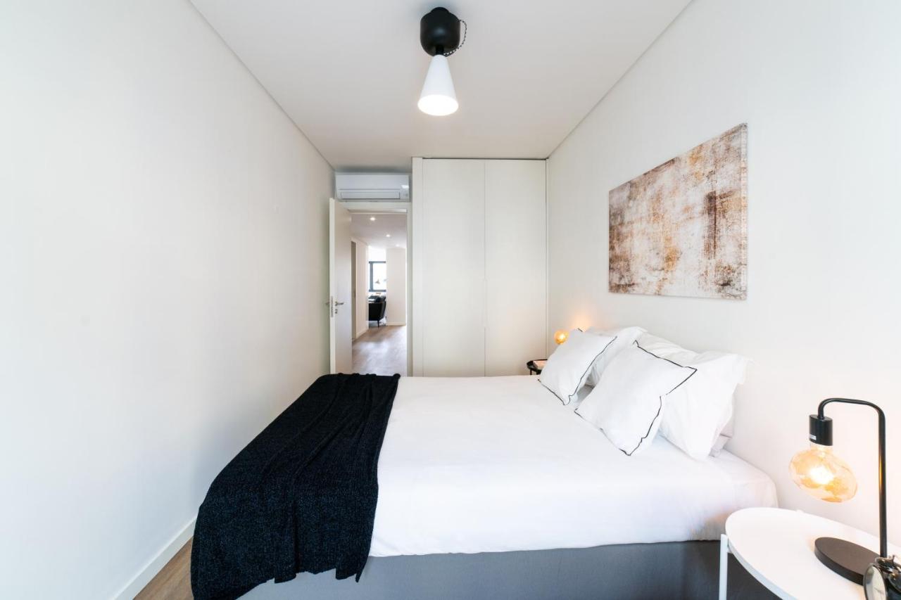 Lusiadas 53 2ºd - Beautiful Two-Bedroom Apartment Лиссабон Экстерьер фото