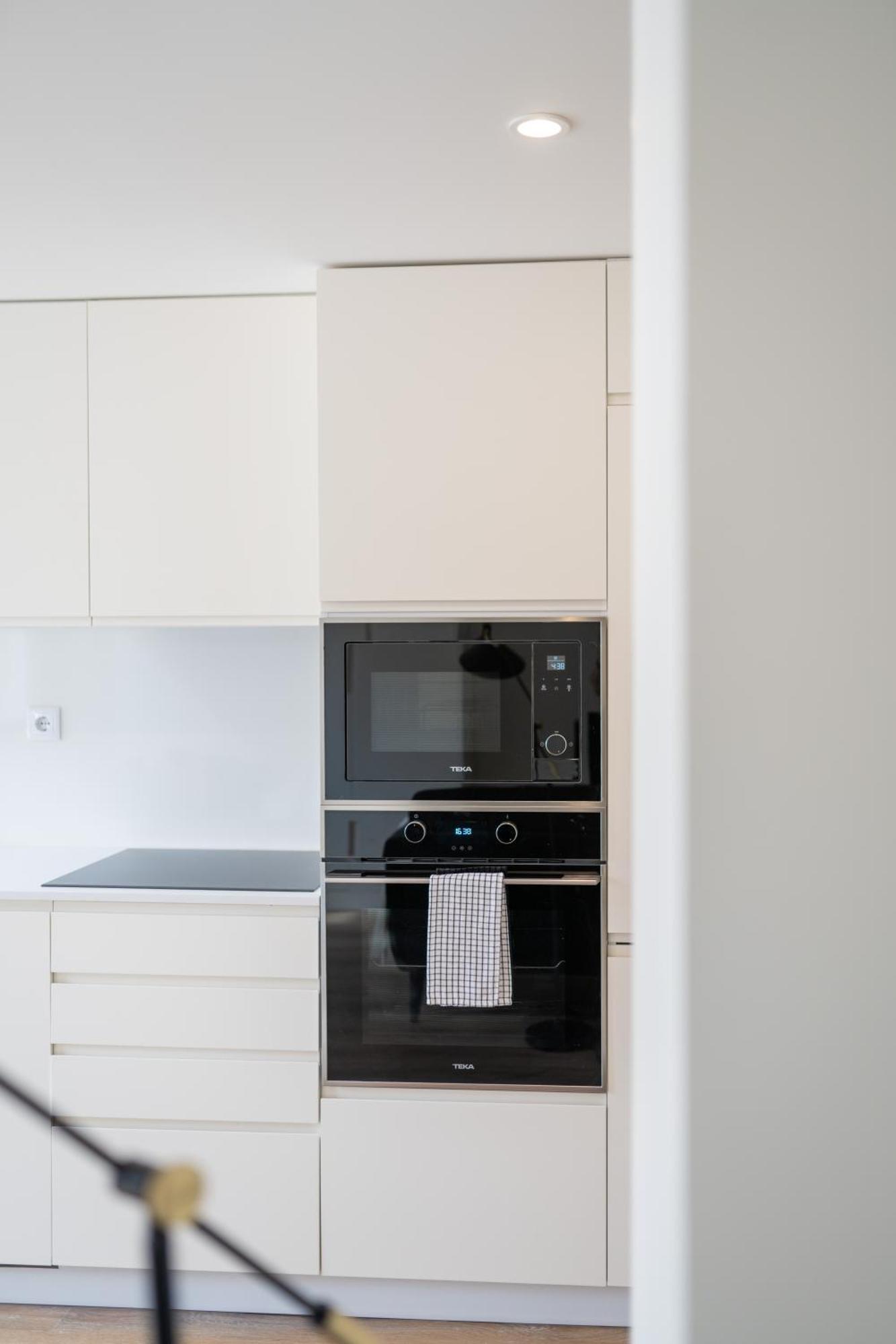 Lusiadas 53 2ºd - Beautiful Two-Bedroom Apartment Лиссабон Экстерьер фото