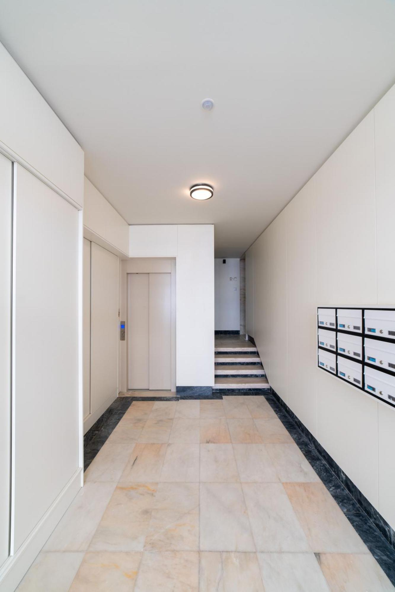 Lusiadas 53 2ºd - Beautiful Two-Bedroom Apartment Лиссабон Экстерьер фото
